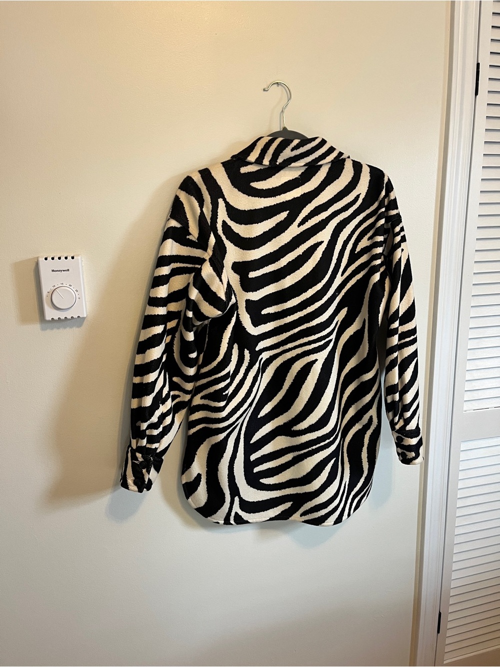 H&M Oversized Jacket - Picture 4 of 4